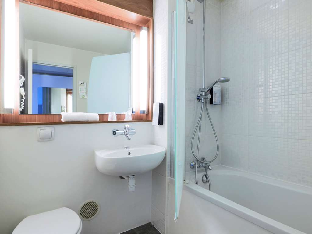 Kyriad Caen Nord - 3* Hérouville-Saint-Clair