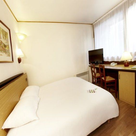 Kyriad Caen Nord - Hérouville-saint-clair Hotel